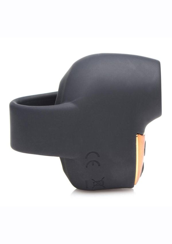 Inmi Shegasm Mini Silicone Rechargeable Clitoral Stimulator - Black - Image 3