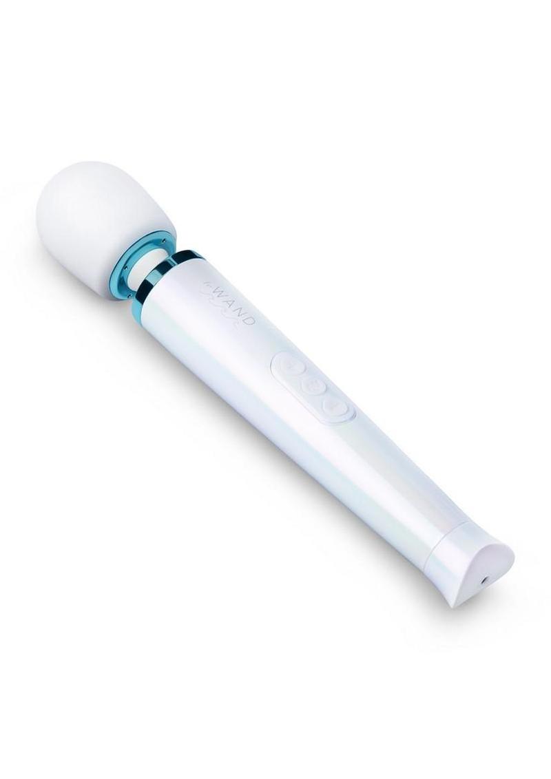 Le Wand Dive Submersible Silicone Rechargeable Wand – Seashell Teal